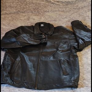 Black vintage men's leather jacket L